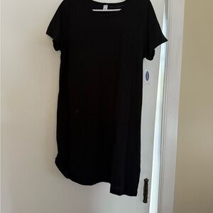 Old Navy Black Casual Midi T-Shirt Dress